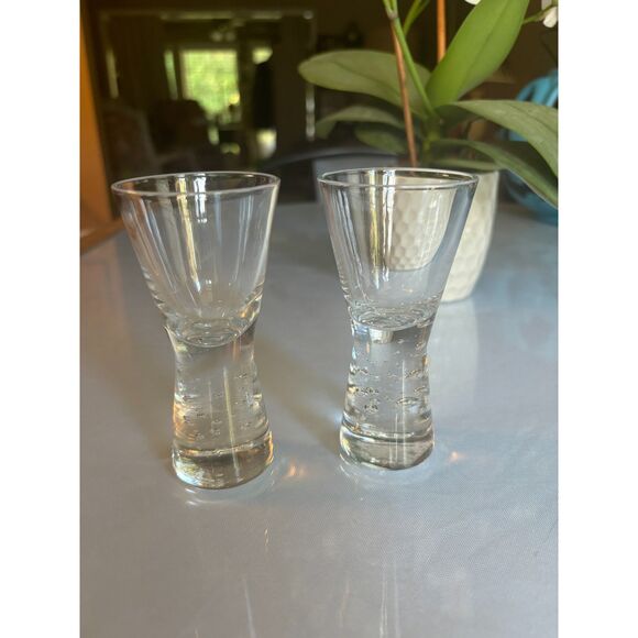 Set of 2 Pier One Cordial Mouth Blown Glass Bubble Base Shot Glasses - Picture 3 of 10